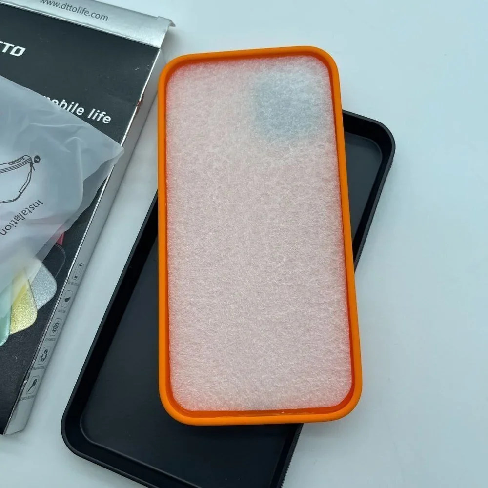 DTTO Phone Case Orange Silicone iPhone 12/12 Pro Shockproof